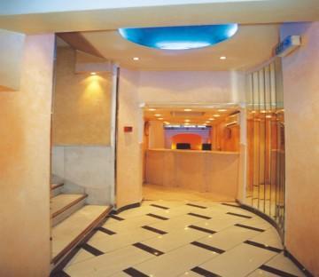 Auberge de jeunesse Lozanni à Athènes Extérieur photo
