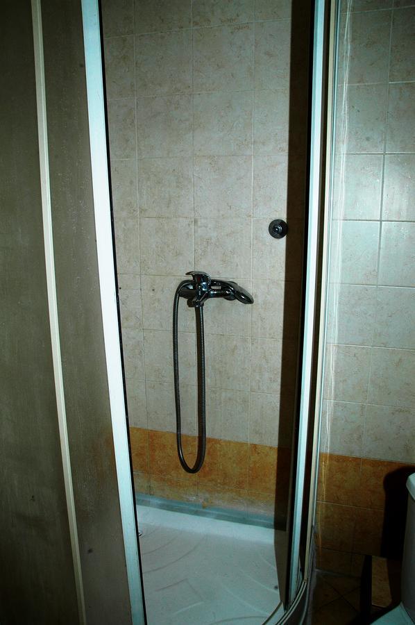 Auberge de jeunesse Lozanni à Athènes Extérieur photo